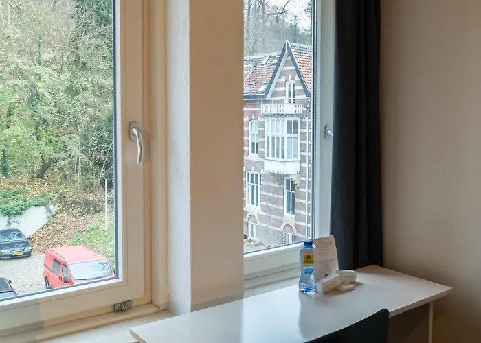 Ter Geul فندق 3*